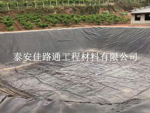 解決沼氣池防滲土工膜出現(xiàn)的鼓脹問題 解決沼氣池防滲土工膜出現(xiàn)的鼓脹問題