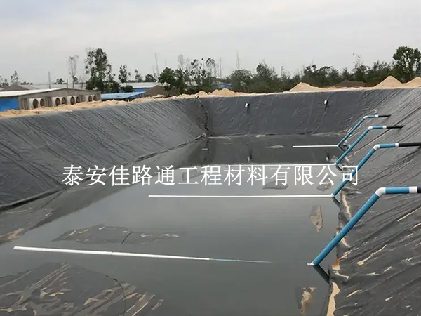 防滲土工膜在渠道防滲中的創(chuàng)新應(yīng)用 防滲土工膜在渠道防滲中的創(chuàng)新應(yīng)用